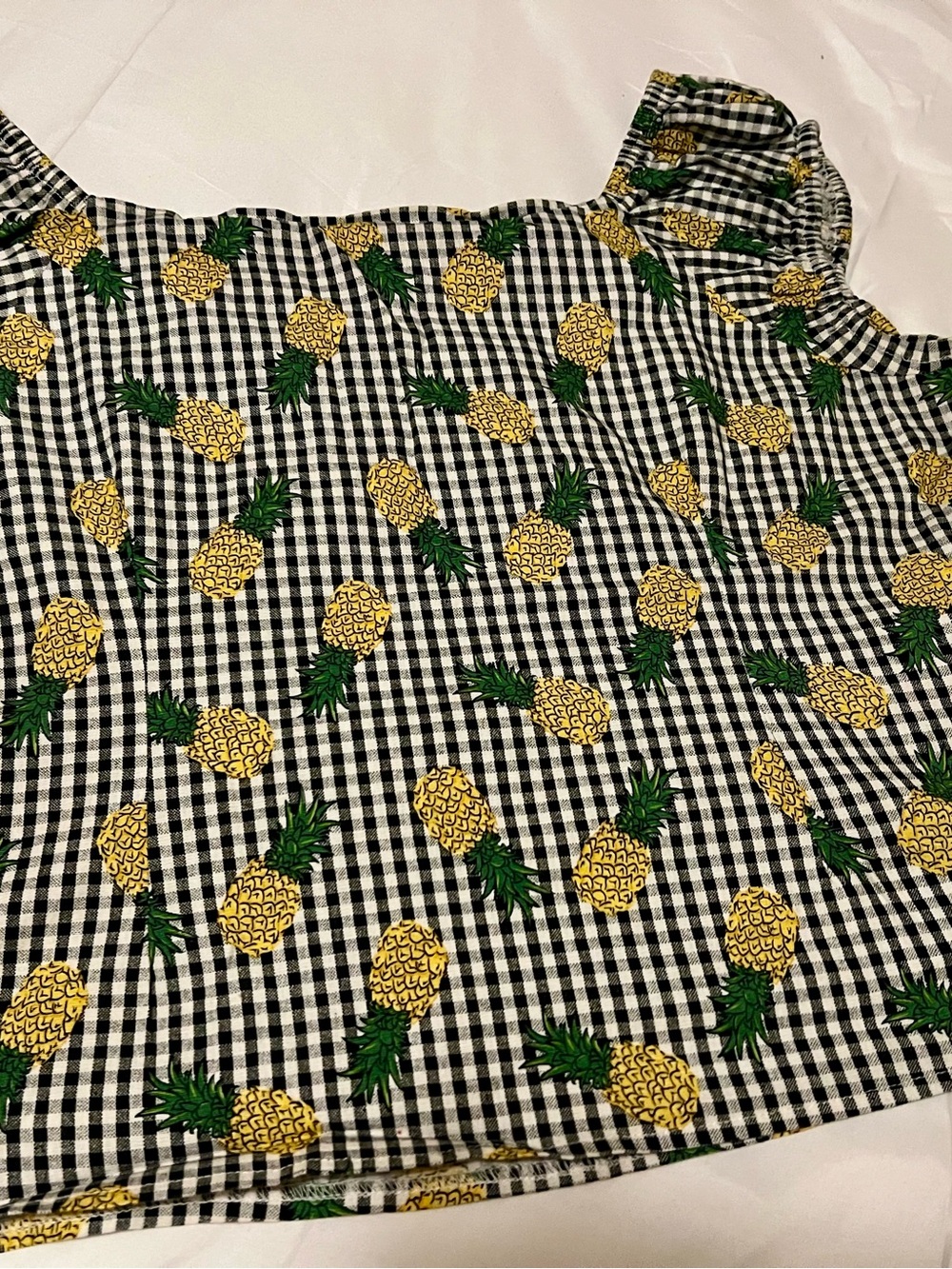 Collectif Black & White Gingham Sweetheart Top with Yellow Pineapple Print - Picture 4 of 4